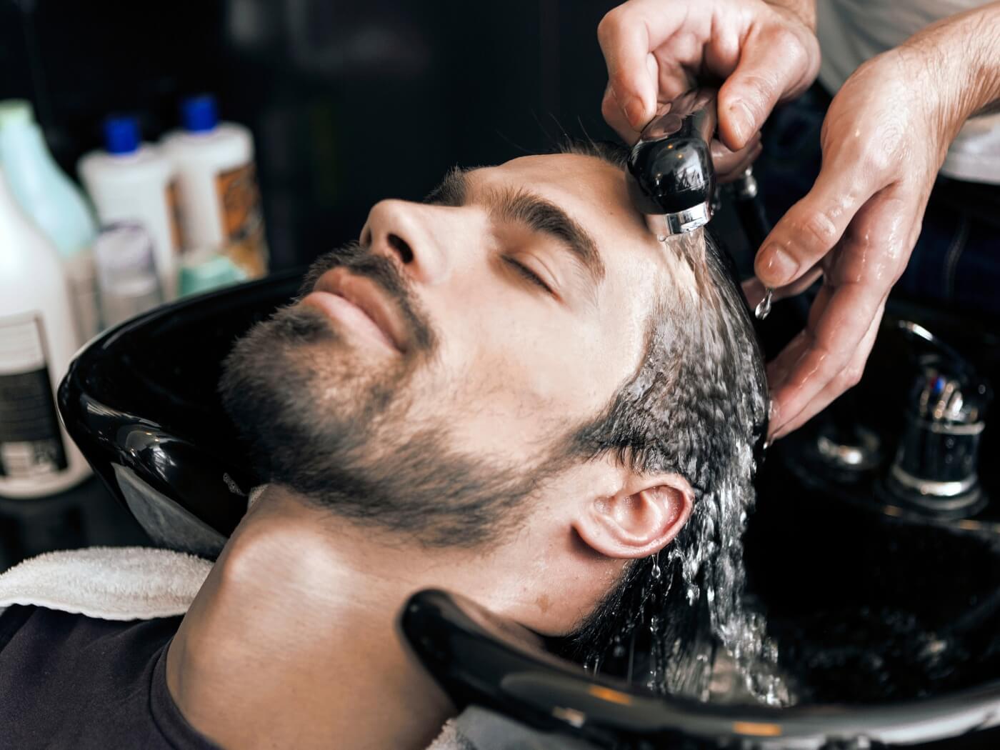 Ultimate Guide to Hair Washing for Men: How Often Should You Wash Your Hair? - OBRO